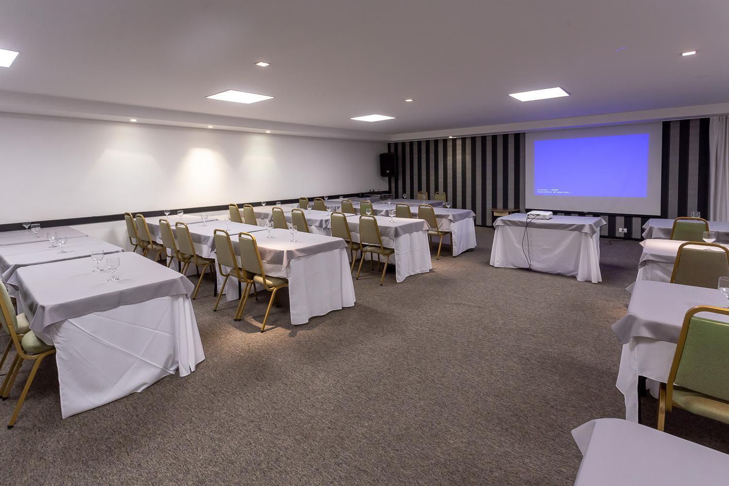 Roochelle Hotel By Nobile Curitiba Bagian luar foto